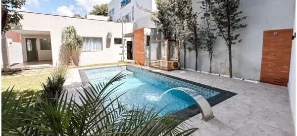 Casa em Lagoa Santa na região central Alto Padrão
