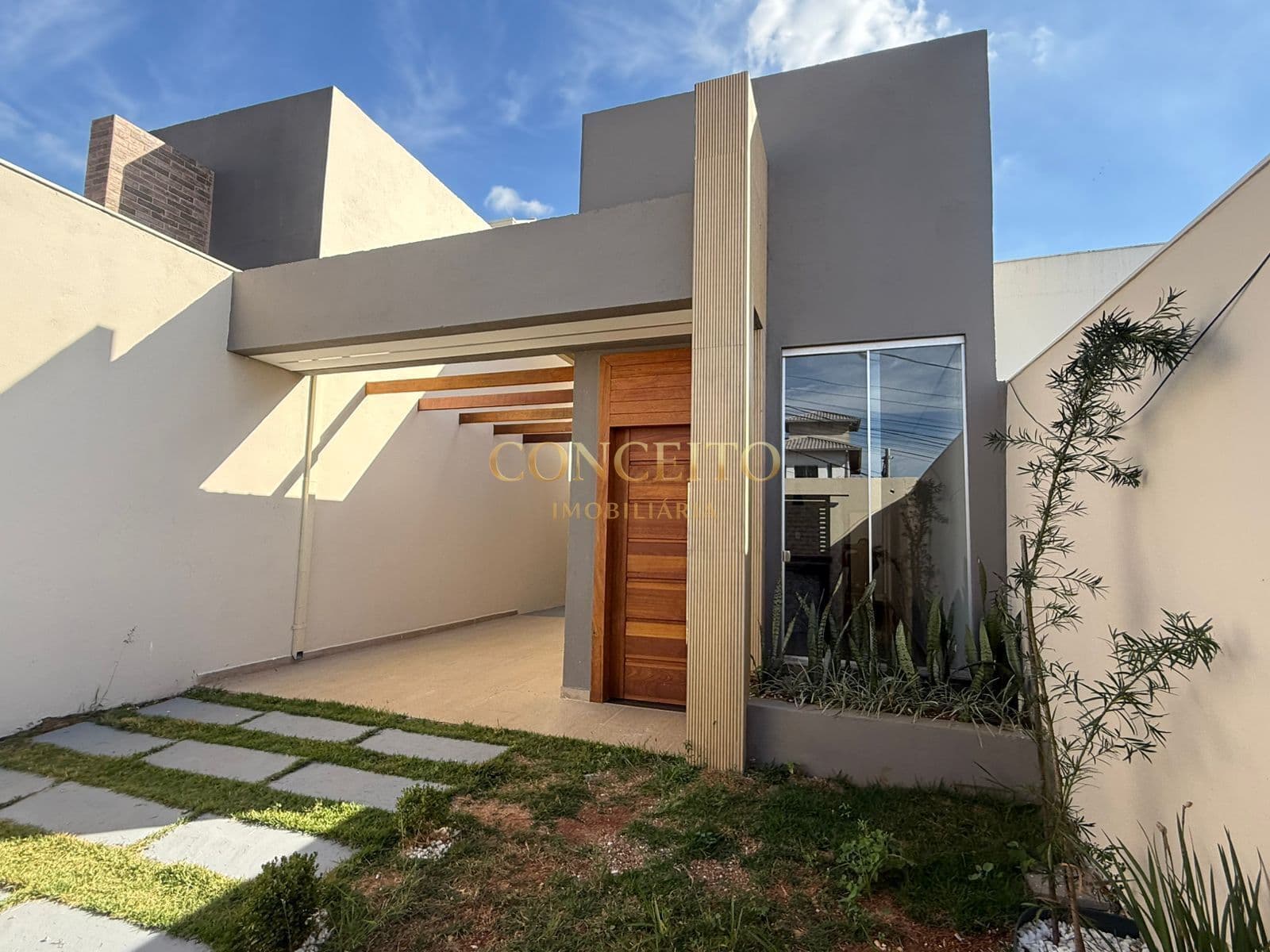 Casa nova 03 Quartos com suite - Portal do Sol!