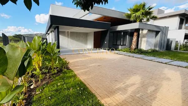 Casa em Lagoa Santa no Condomínio Victoria Golf Residence! Alto Padrão
