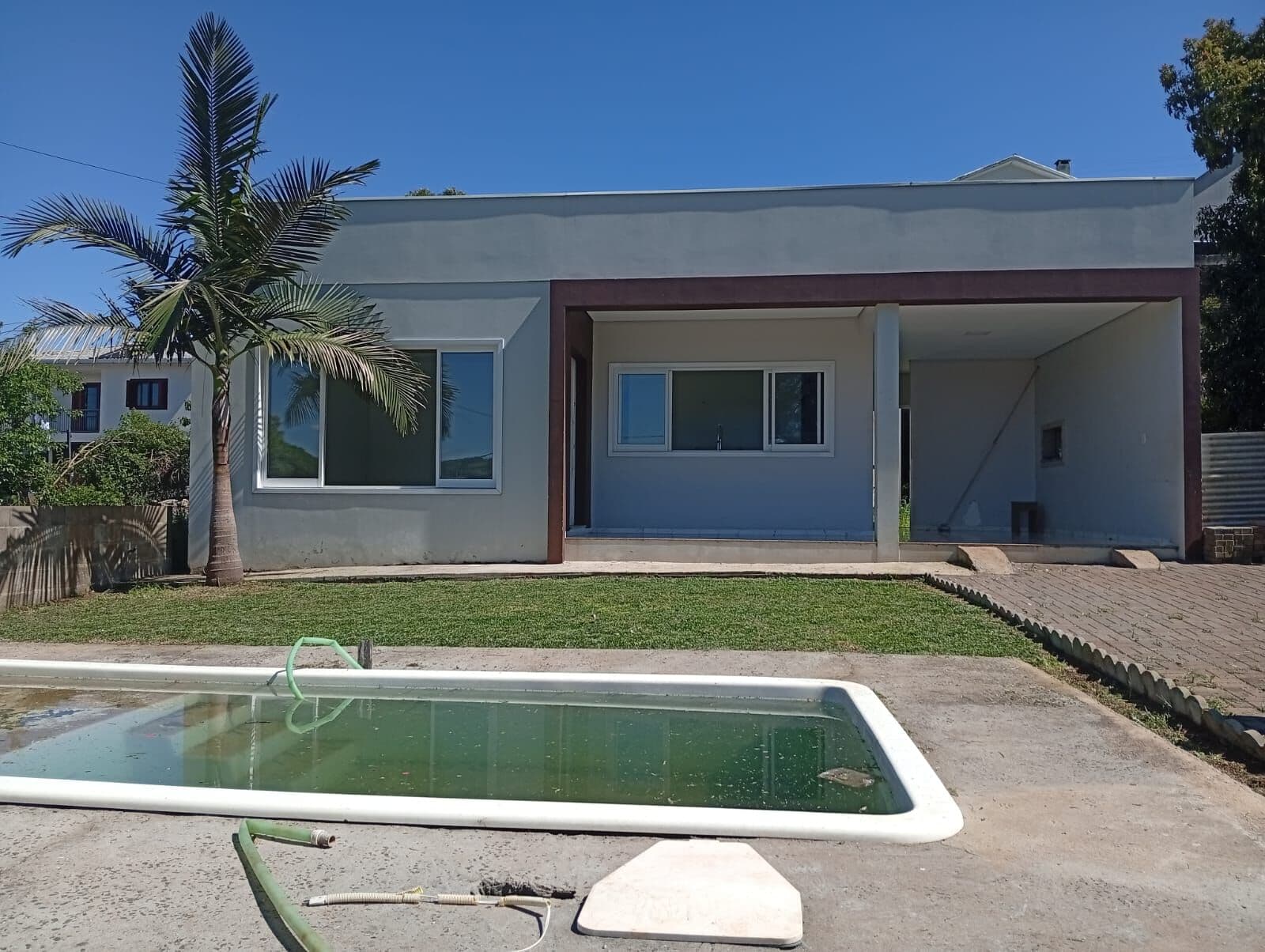 Casa Padrão à Venda
