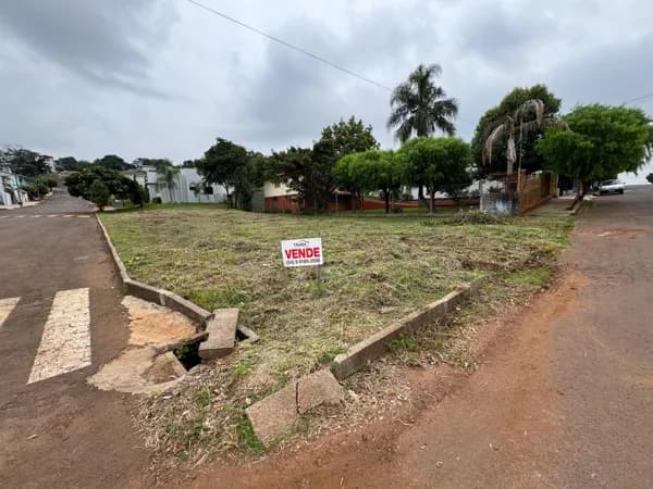 Terreno à Venda