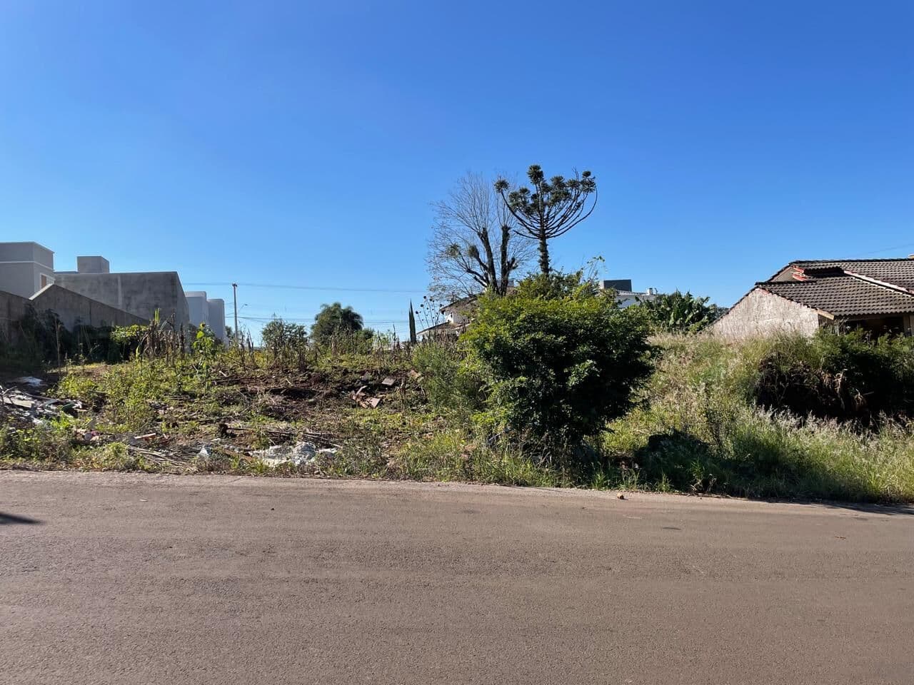 Terreno à Venda