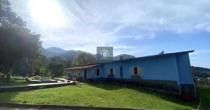 Casa Linear em Granja Guarani, Teresópolis/RJ