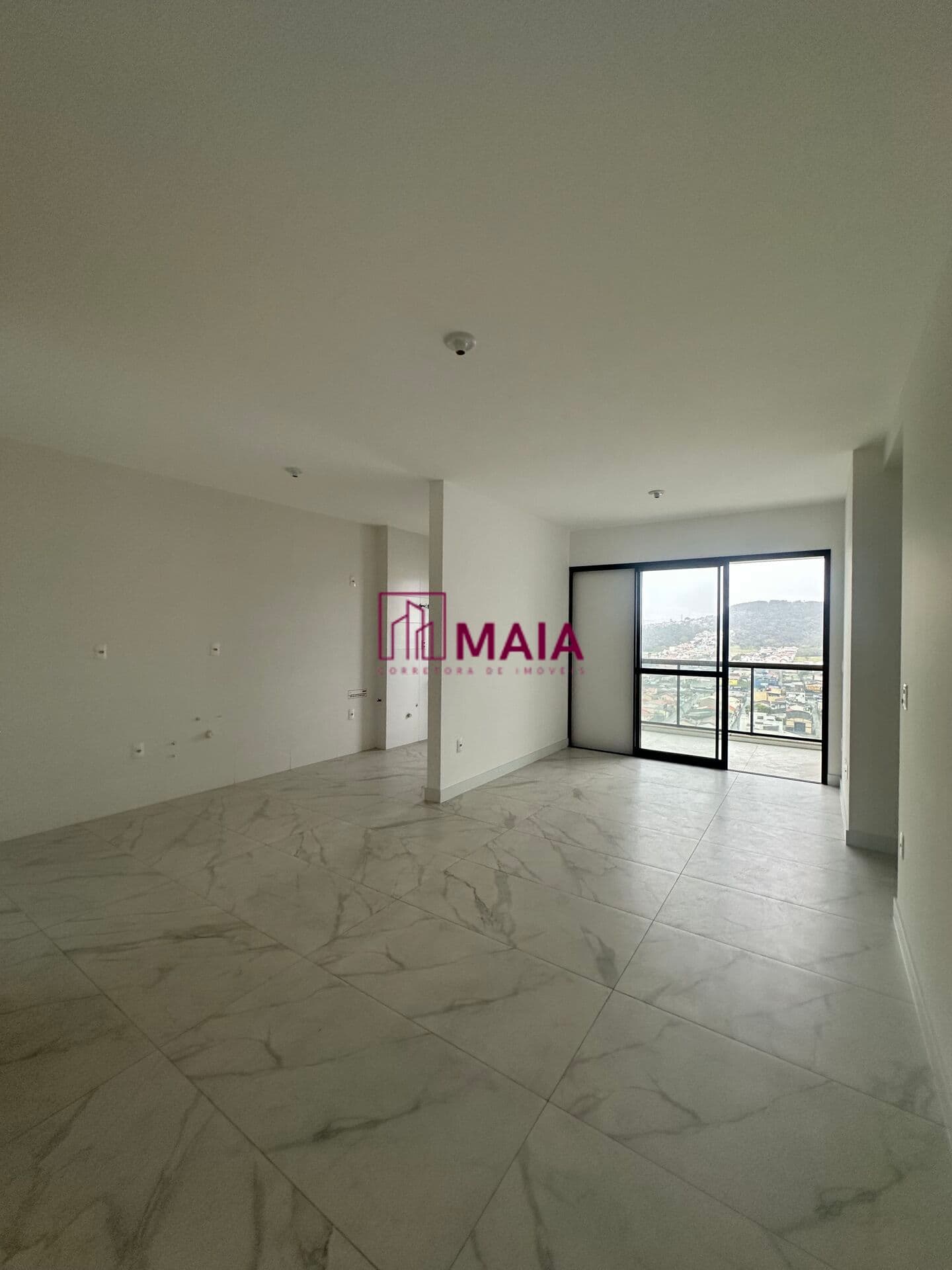 Apartamento em São José - Kobrasol