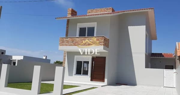 Casa com Piscina Aquecida em Bellatorres II – Passo de Torres/SC 🌊✨