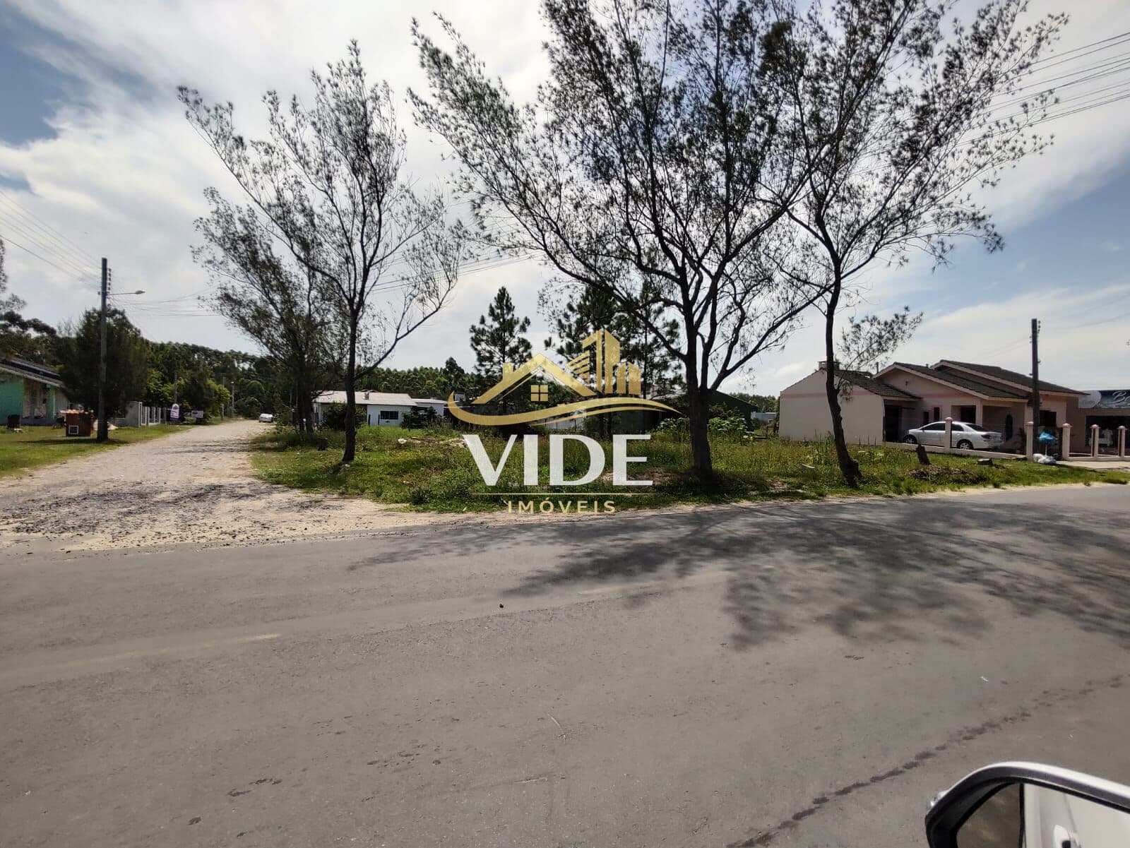 Esquina de 625 m² comercial em Bellatorres
