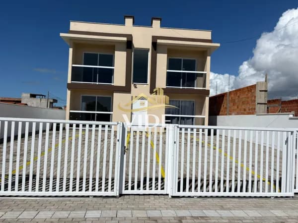 Apartamentos em Bellatorres, 900 metros do mar