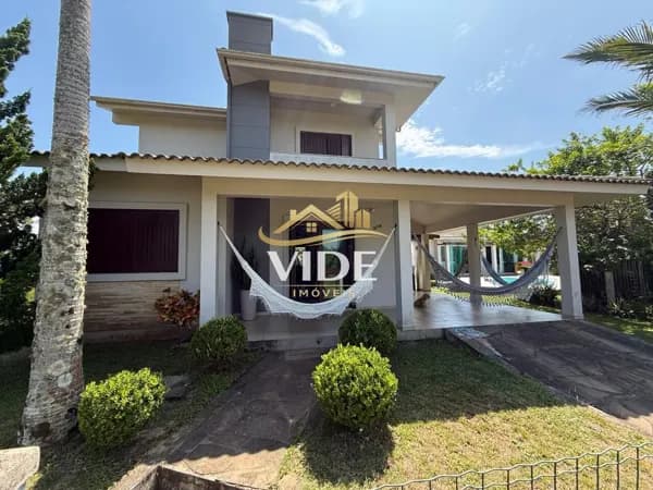 Casa e Quiosque R$1.850.000,00 - Só a casa R$1.370.000,00