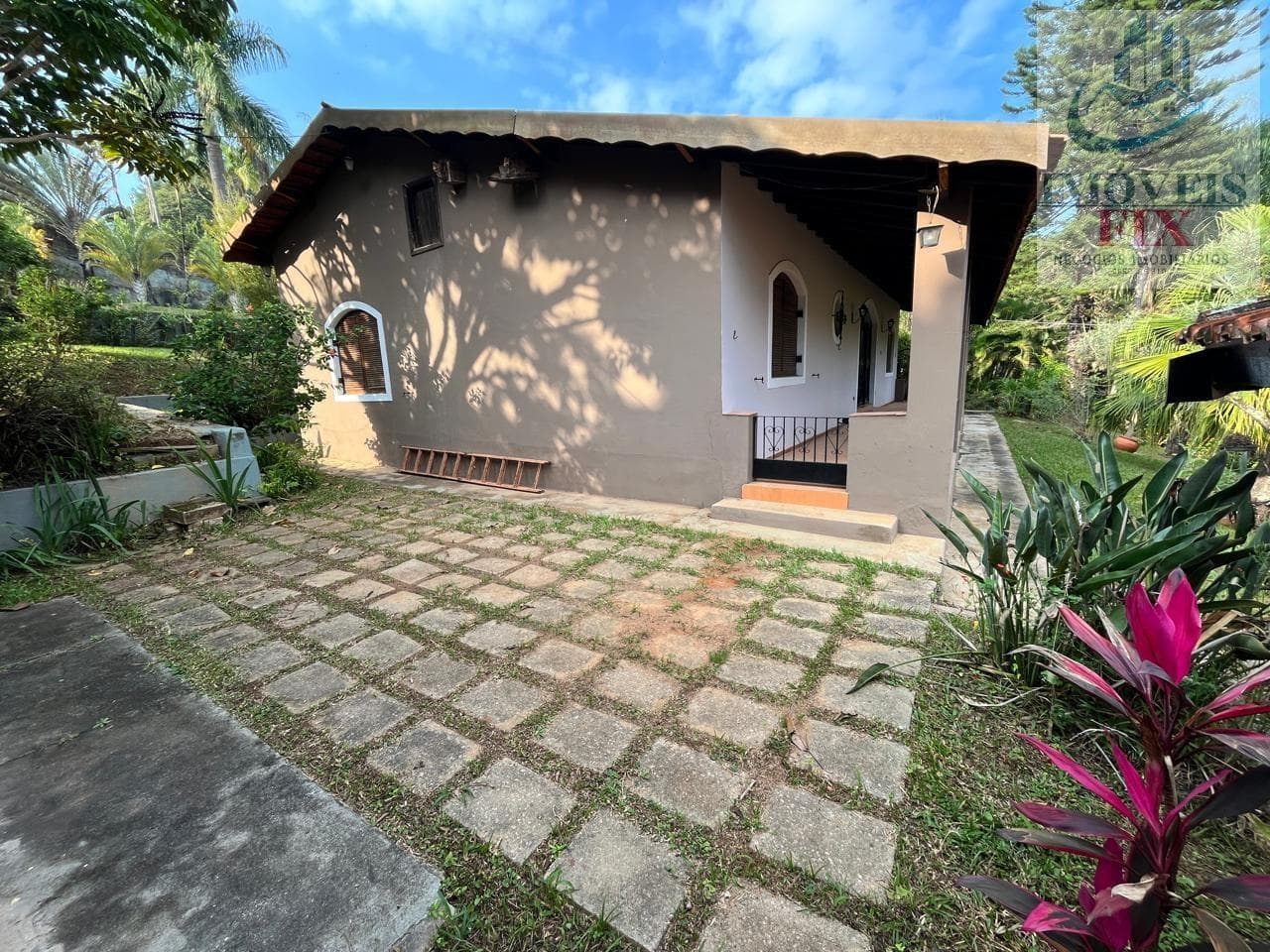 Chácara com 2 casas !!!