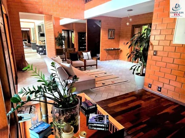 Casa em Condomínio á venda em Jundiai !!