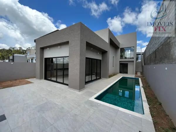 Casa à venda no bairro Chácaras Maringá em Atibaia/SP