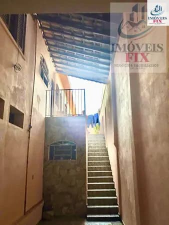 Casa Residencial e Comercial em avenida Principal !!