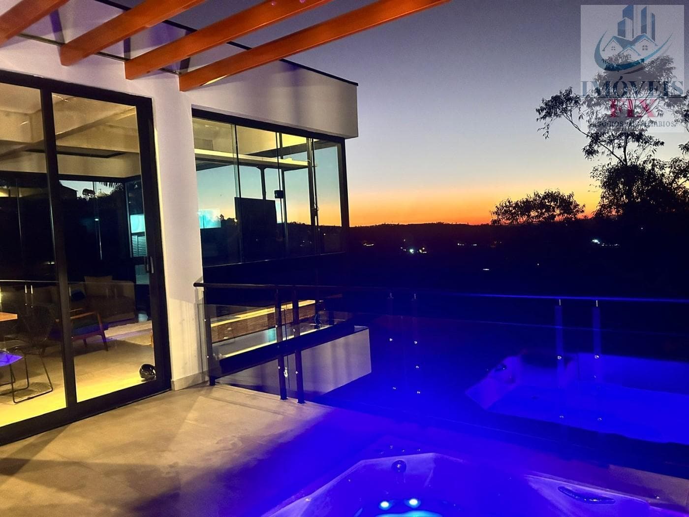 Chácara em condominio fechado - Moderna e com Linda vista !!!