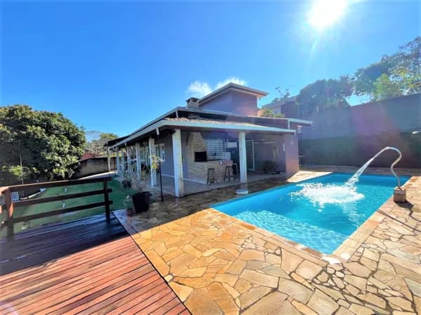 Chácara com casa moderna á venda- Permuta e Financia !!!