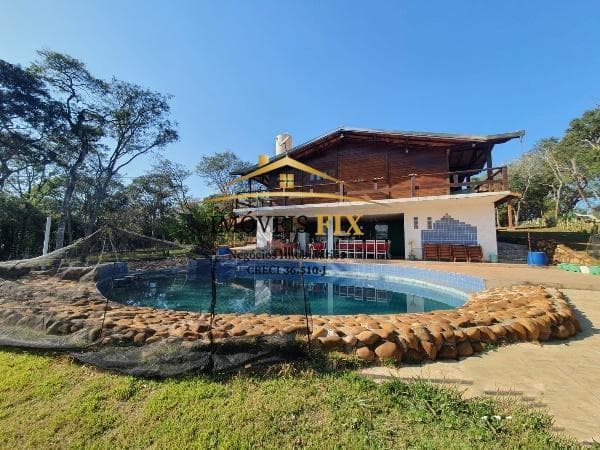Chácara com 2 casas e Lote Amplo - Avalia propostas!