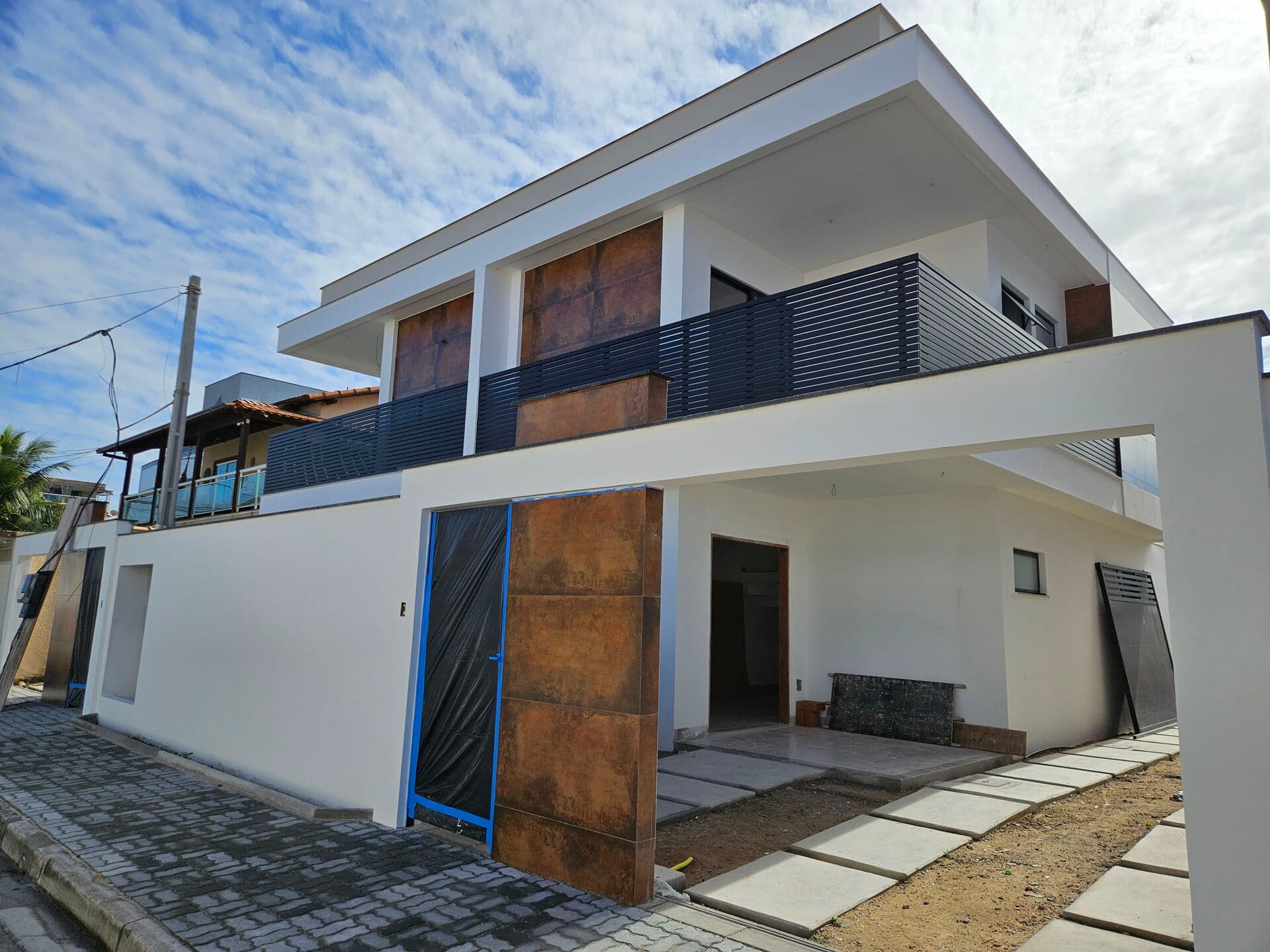 Sobrado em Rio das Ostras - Recreio
