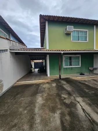Casa Duplex com 4 dormitórios em Jardim Mariléa, Rio das Ostras/RJ