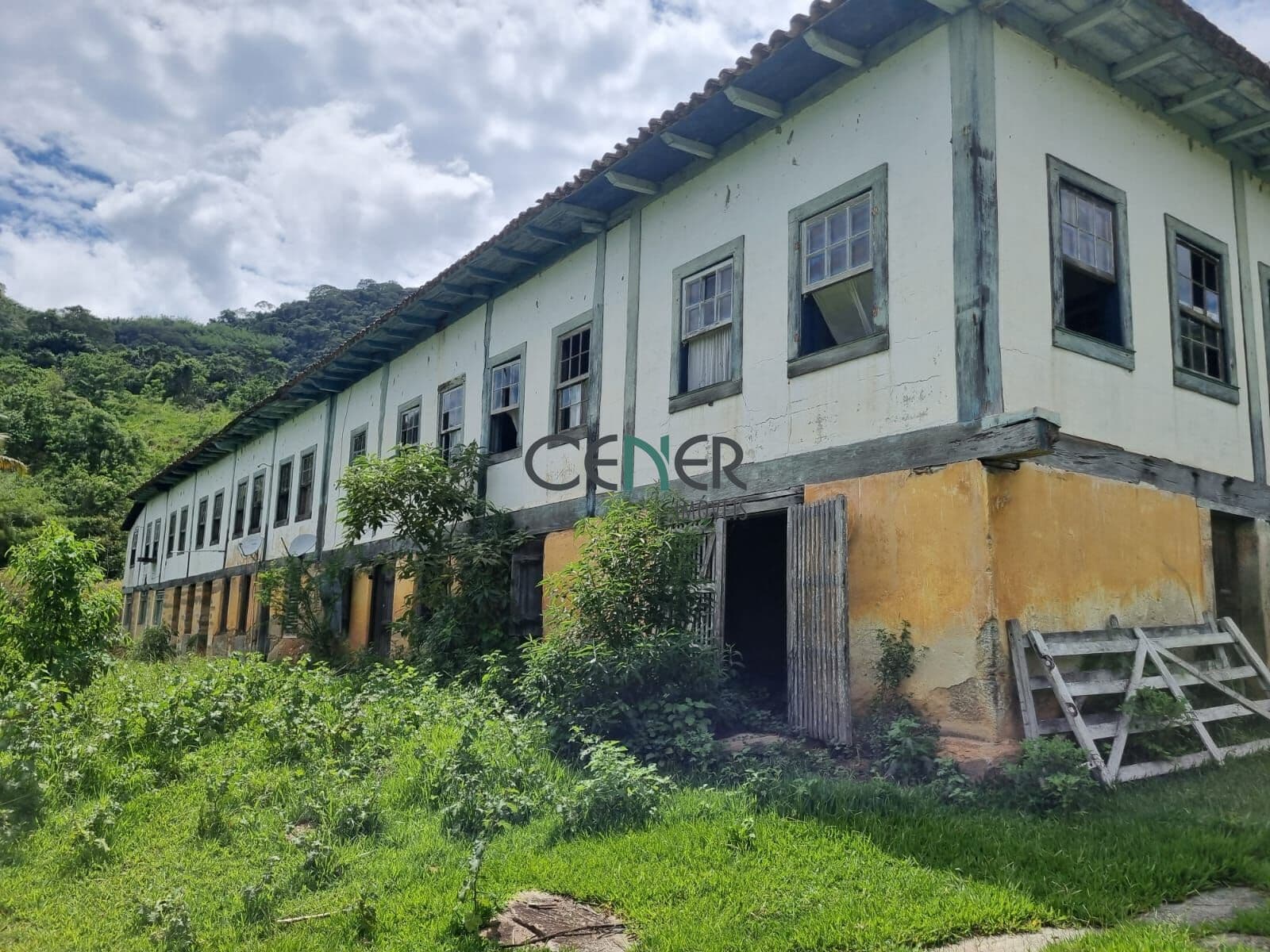 Fazenda/Sítios/Chácaras em Sapucaia - Centro