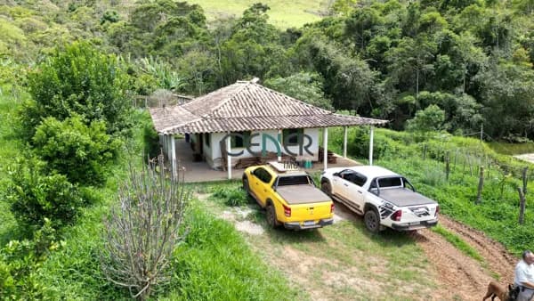 ÓTIMA FAZENDA DE 200 HA PRONTA PARA PECUÁRIA