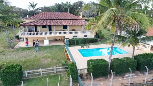 Linda fazenda de 193 ha com extrema qualidade