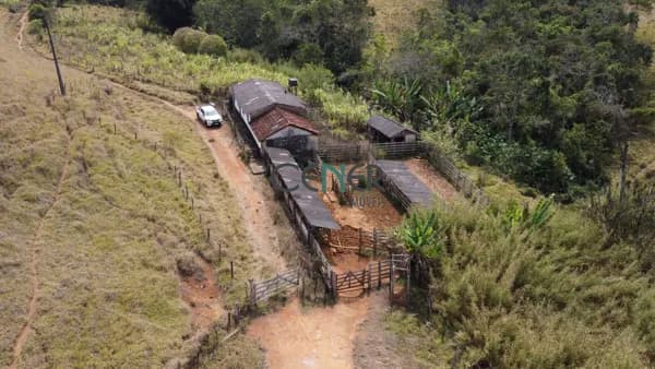 Fazenda pronta de 75 ha na região de Barbacena MG
