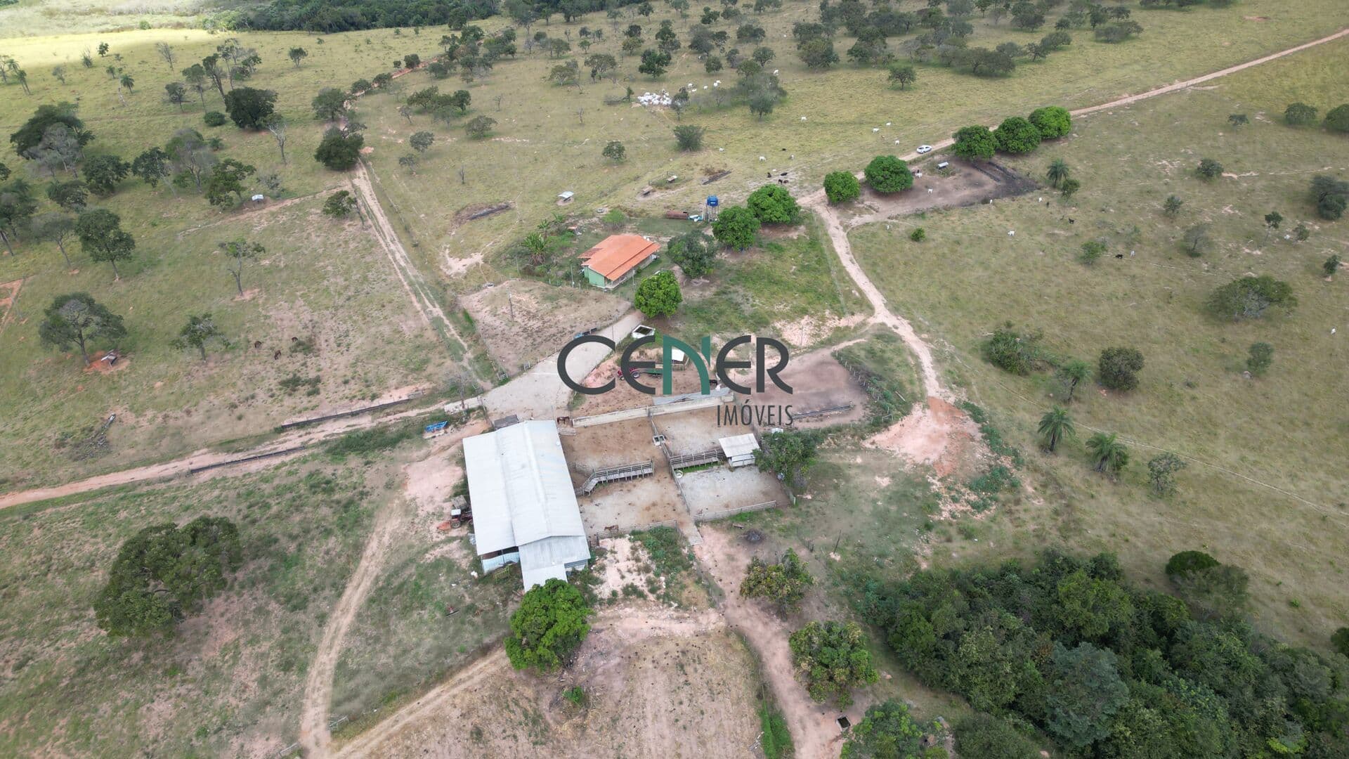 Fazenda De 302 Ou 457 ha Tripla Aptidão Em Ótima Logística