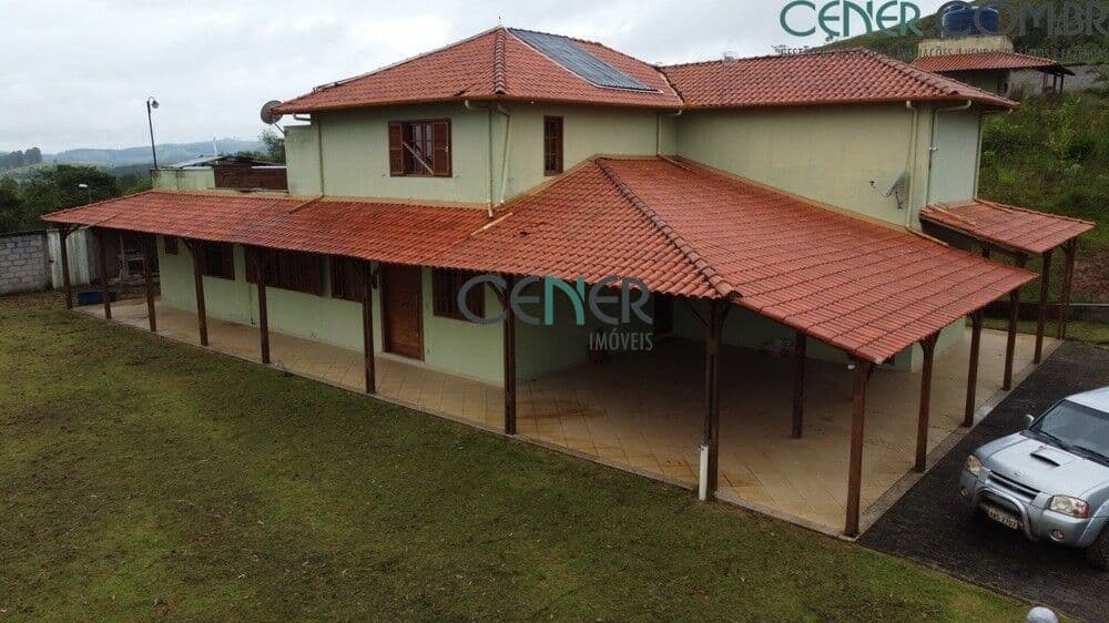 Belíssimo sítio de 20 ha com linda casa em Barbacena MG- oportunidade!!
