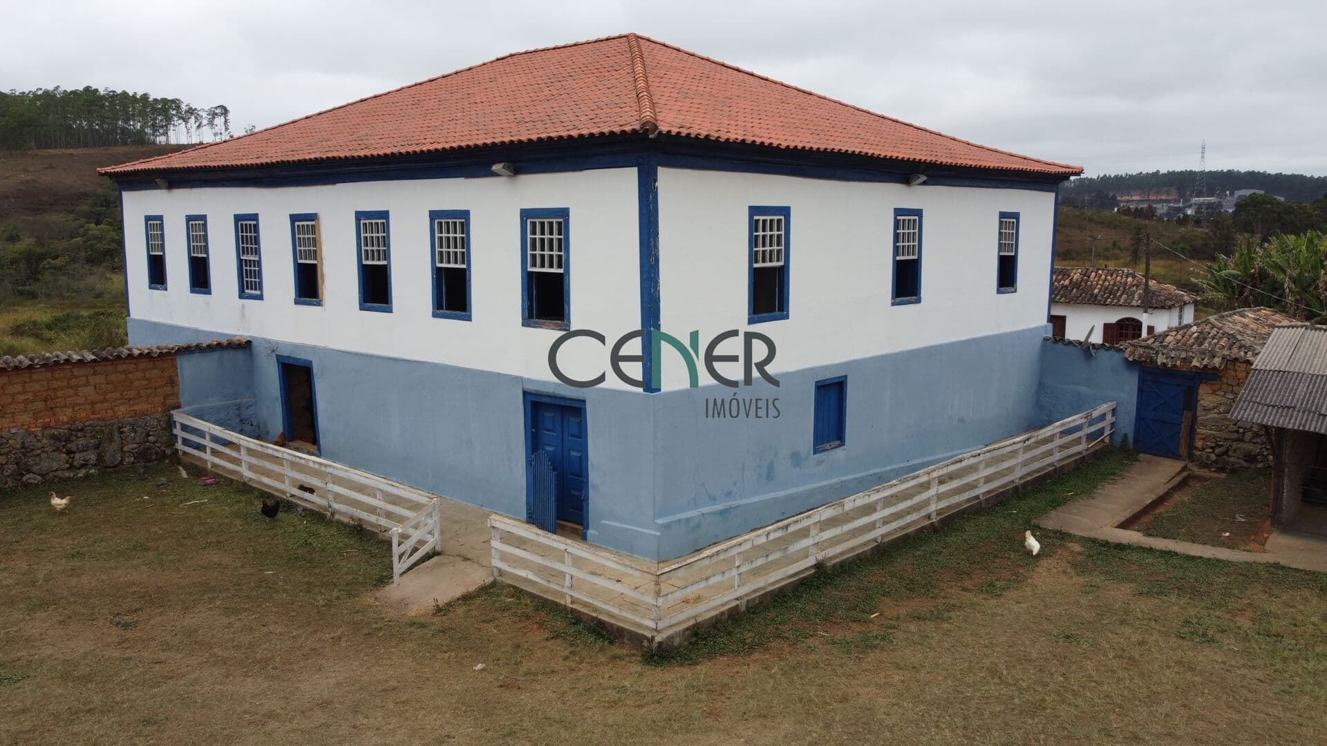BELA FAZENDA DE 173 HA COM DIFERENCIADA SEDE SECULAR EM BARBACENA MG