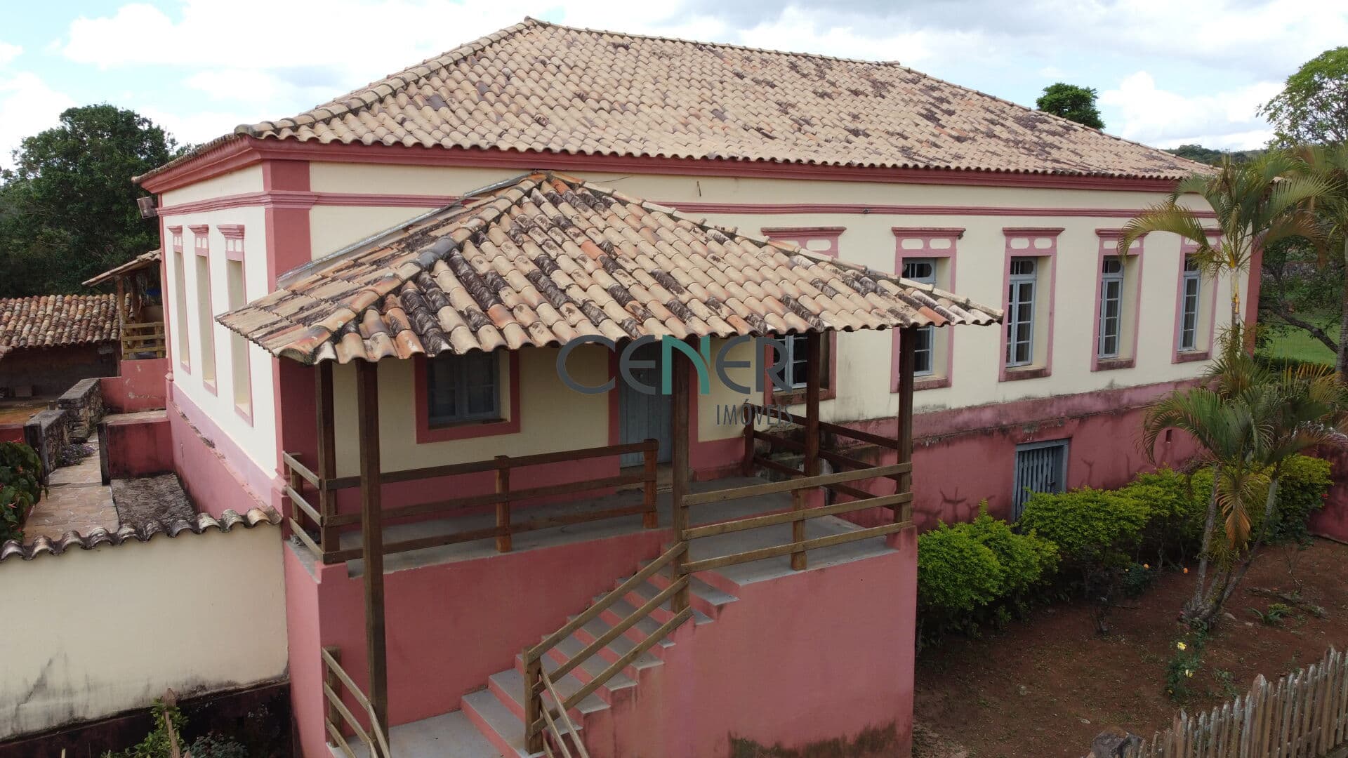 Magnifica fazenda de 94 ha com "compost barn" por 7 milhões em São João Del Rey MG