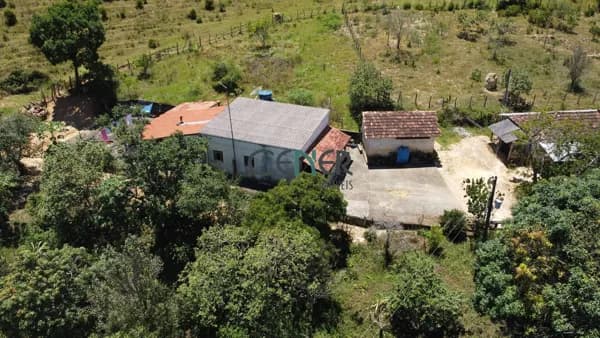 Ótimo sítio de 24,7 ha por 900 mil em Barroso, próximo a Tiradentes MG