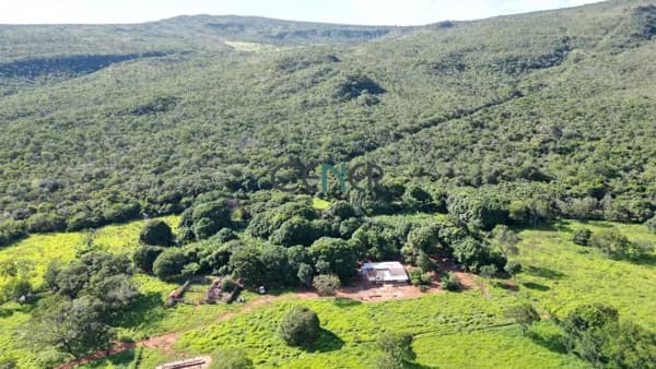 Fazenda bucólica de 932 ha próximo a Curvelo MG
