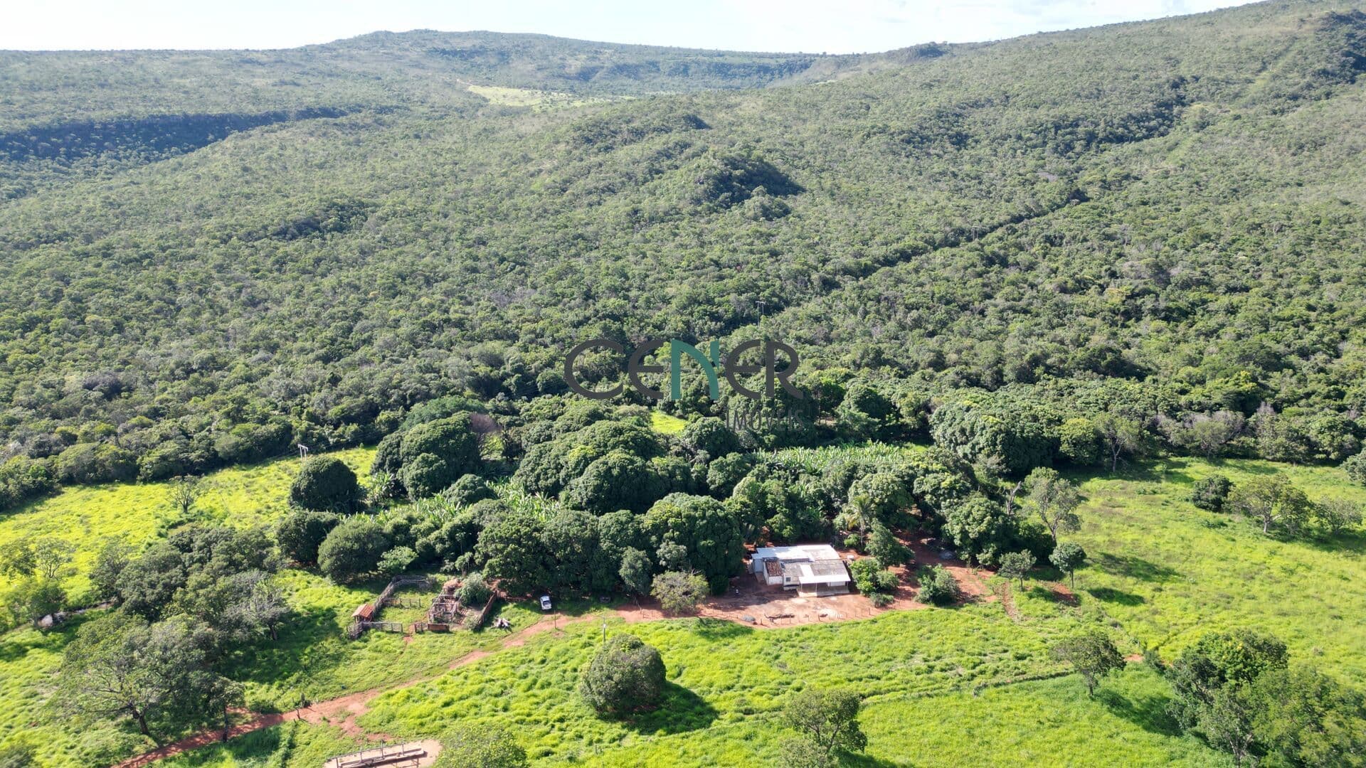 Fazenda bucólica de 932 ha próximo a Curvelo MG