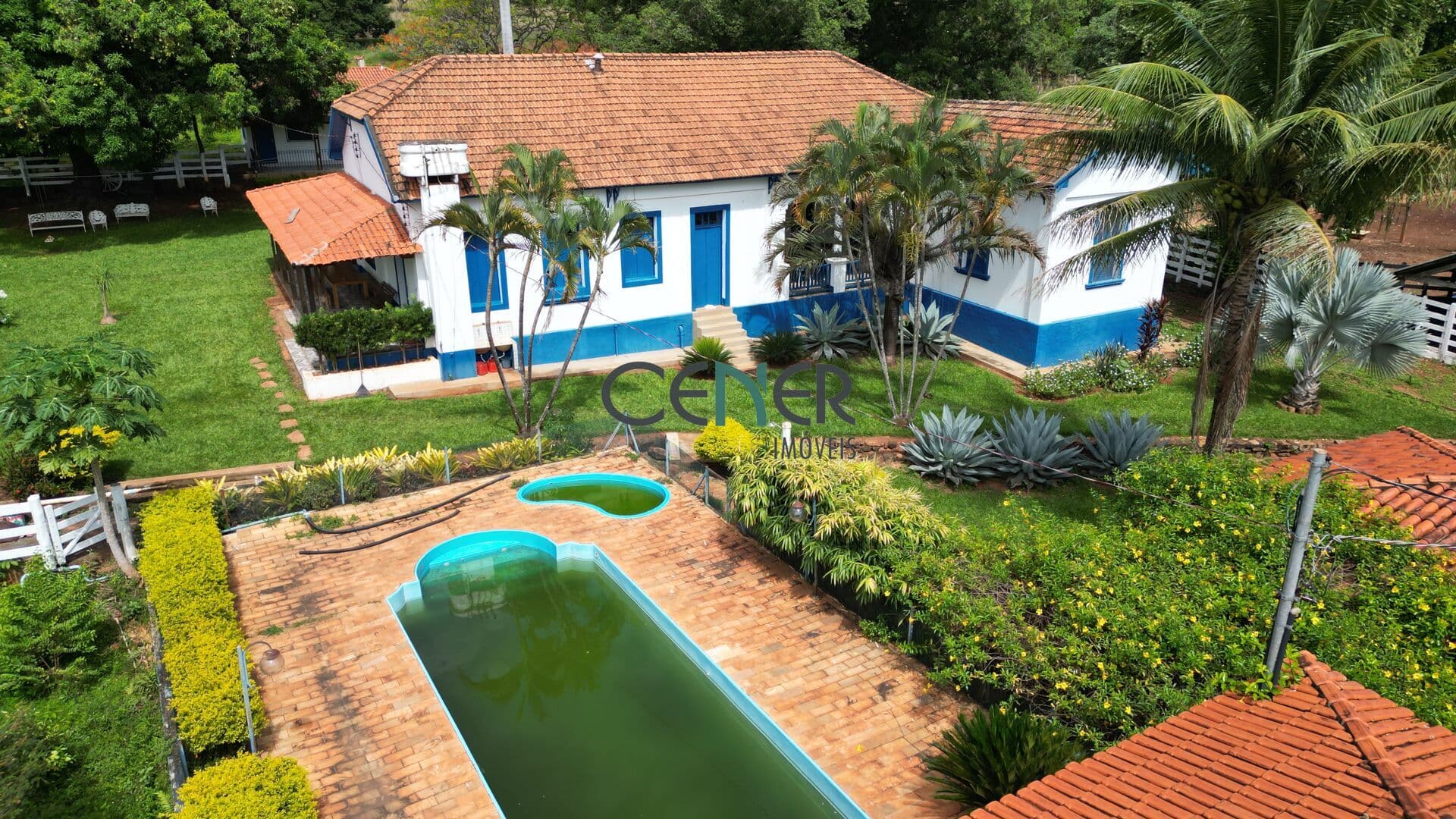 Fazenda diferenciada de 1 783 ha na região de Curvelo MG