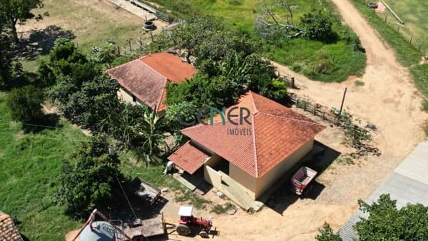 Fazenda Fazenda alto padrão de 368 ha na região de Bom Despacho MG