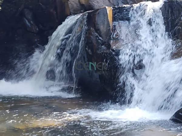 Bela fazenda de 60 ha com água, cachoeiras e ecologia na região de Ouro Preto/MG