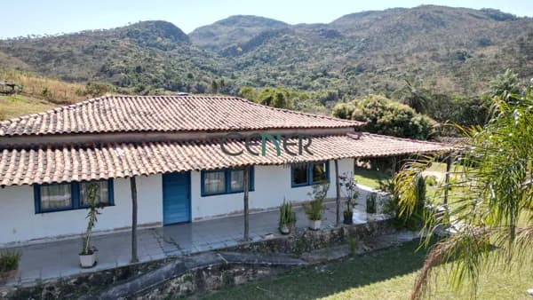 Jóia rara em Taquaraçu de Minas/MG, com 200.38 hectares de beleza natural e produtividade!