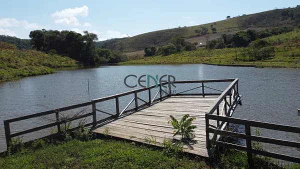 Fazenda Sander com 180 ha em Carandai MG