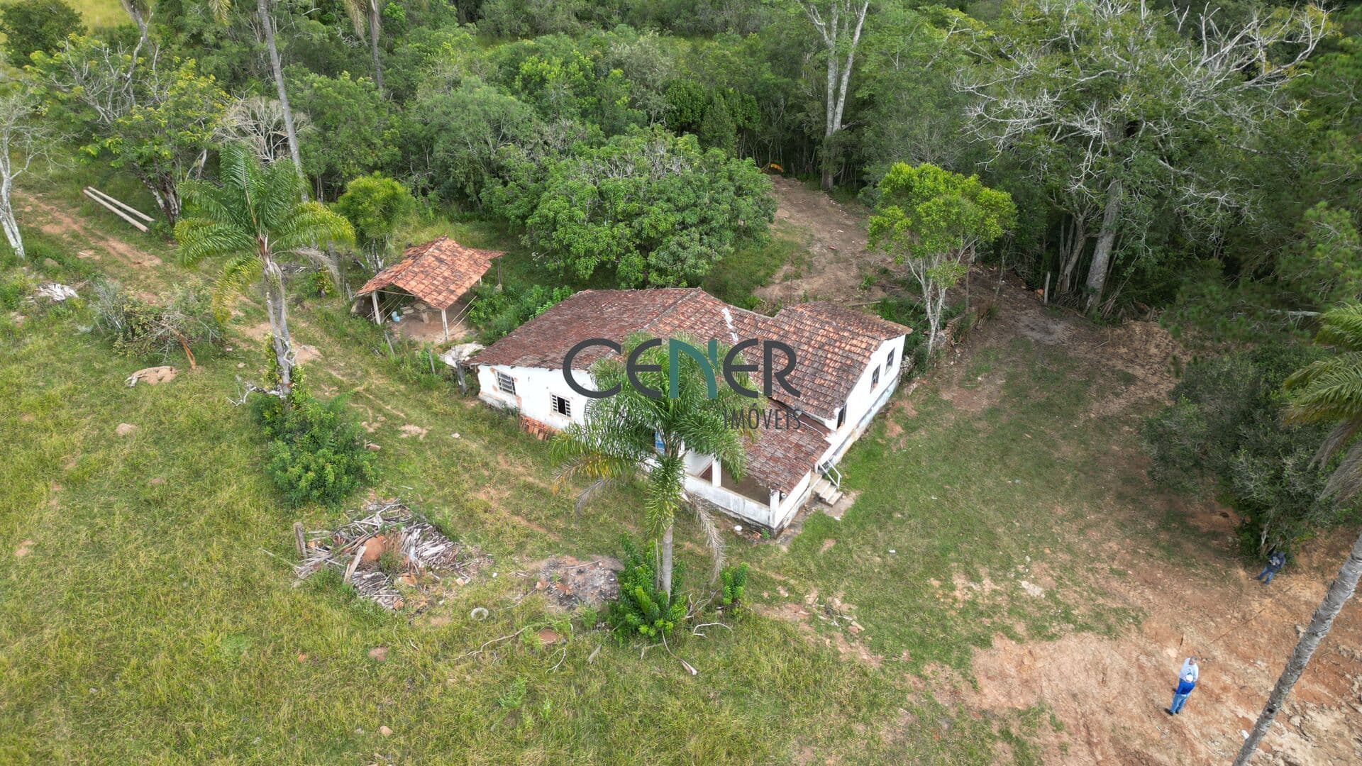 Fazenda de 121 ha com lindas cachoeiras na região de Tiradentes MG