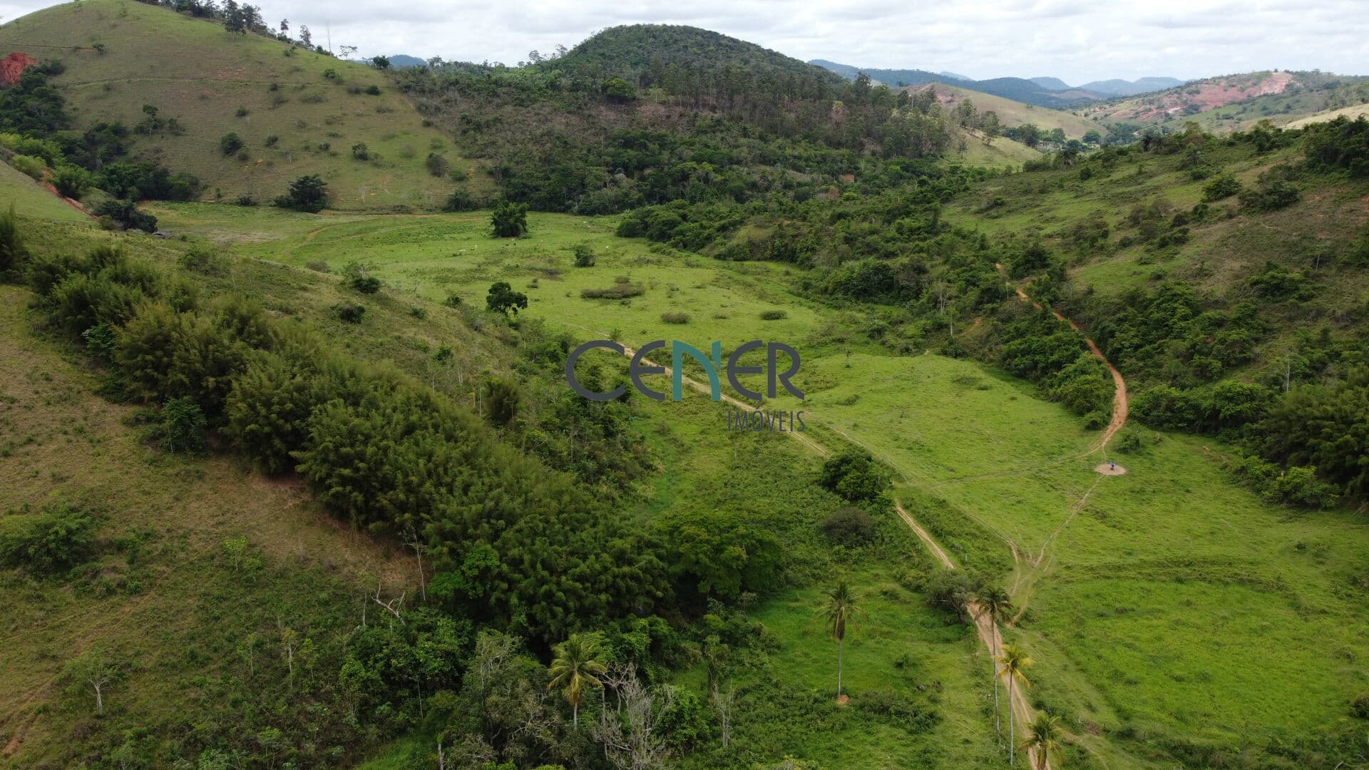 Bela fazenda de 103 ha em Além Paraíba MG