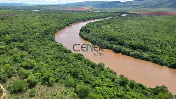 Fazenda para lavouras irrigada de 580 ha toda plana em Corinto MG
