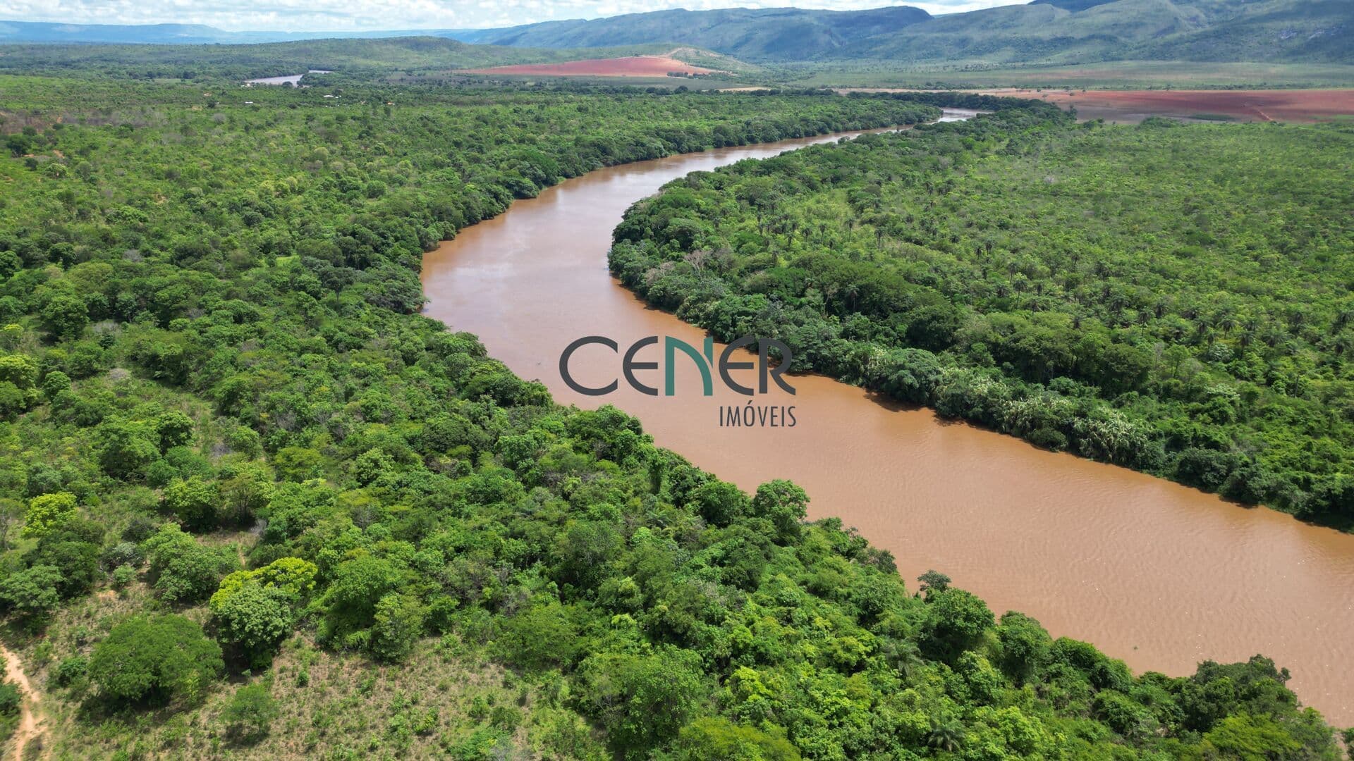 Fazenda para lavouras irrigada de 580 ha toda plana em Corinto MG