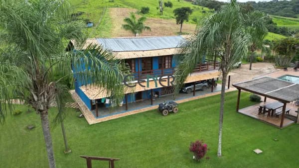 Fazenda de 124,48 ha com beleza e alta produção de leite no sul de MG