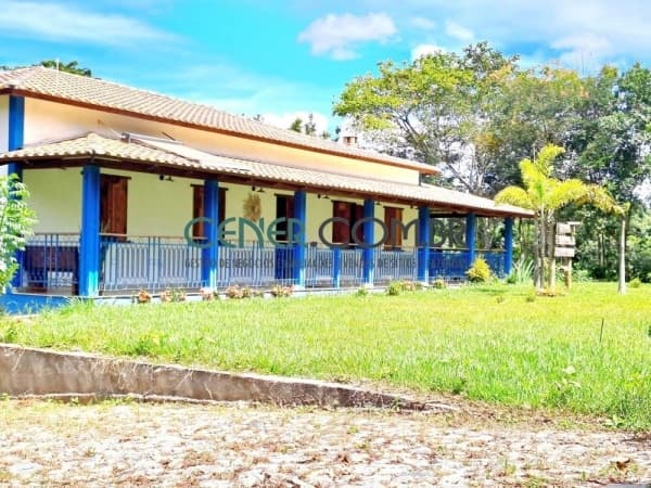 belo Sítio de 4,3 ha em Cosmópolis de Minas