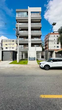 Apartamento amplo 3 Quartos com Suíte e Sacada no Centro de Pinhais - 7 Min. de Curitiba