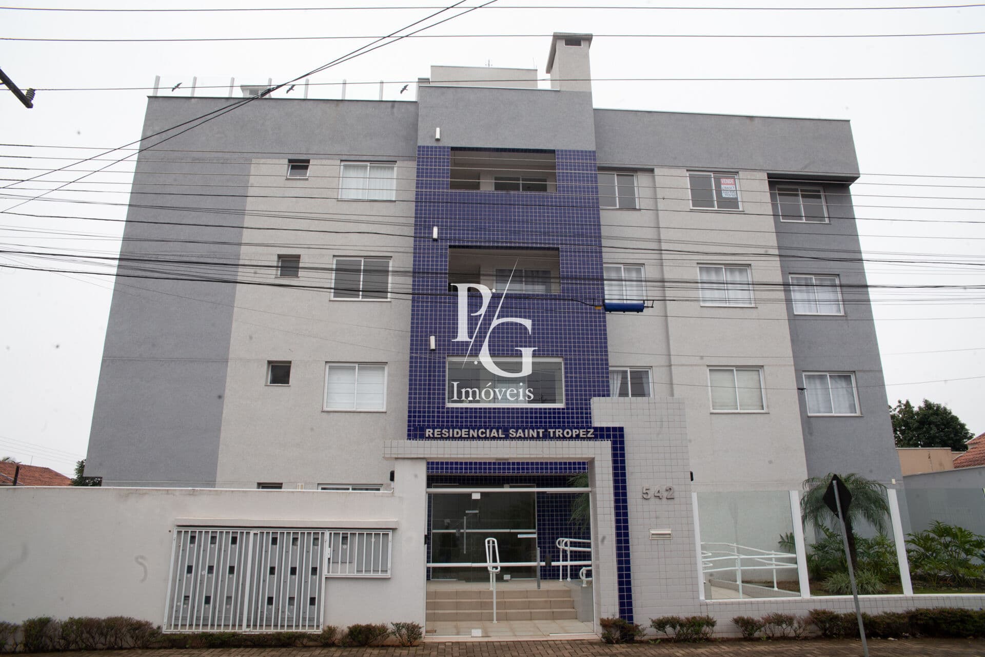 Apartamento e 3 quartos, incluindo uma suíte Com 91m² de área privativa