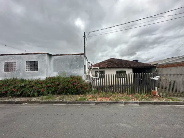Casa Térrea com Terreno de 400 m² – Oportunidade Única em Vargem Grande, Pinhais