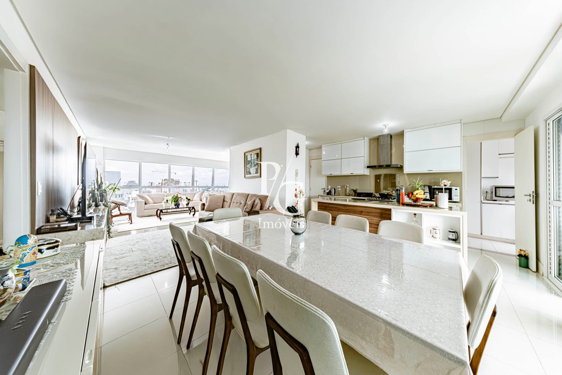 Apartamento Alto Padrão 22ºandsr com 193 m² Sendo 4 Quartos/ 2 Suítes, 5 banheiros e 4 vagas de garagem coberta à Venda por R$ 2.500.000