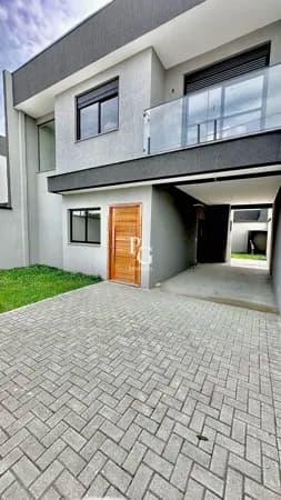 Sobrado em Pinhais com 128m - 3 Dorm. sendo 1 Suíte - Espaço gourmet com churrasqueira - Vaga de garagem coberta