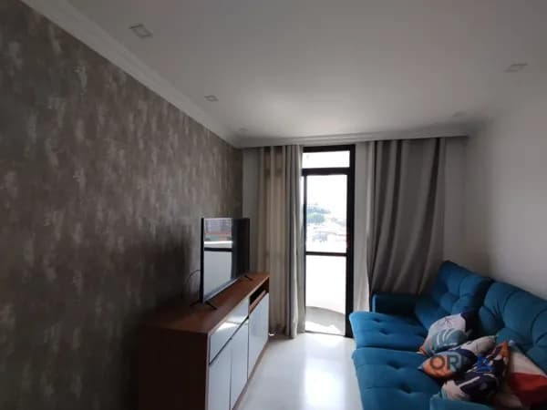 Apartamento reformado em localização privilegiada na Vila Matilde, com 52m² 2 dormitórios e 1 vaga