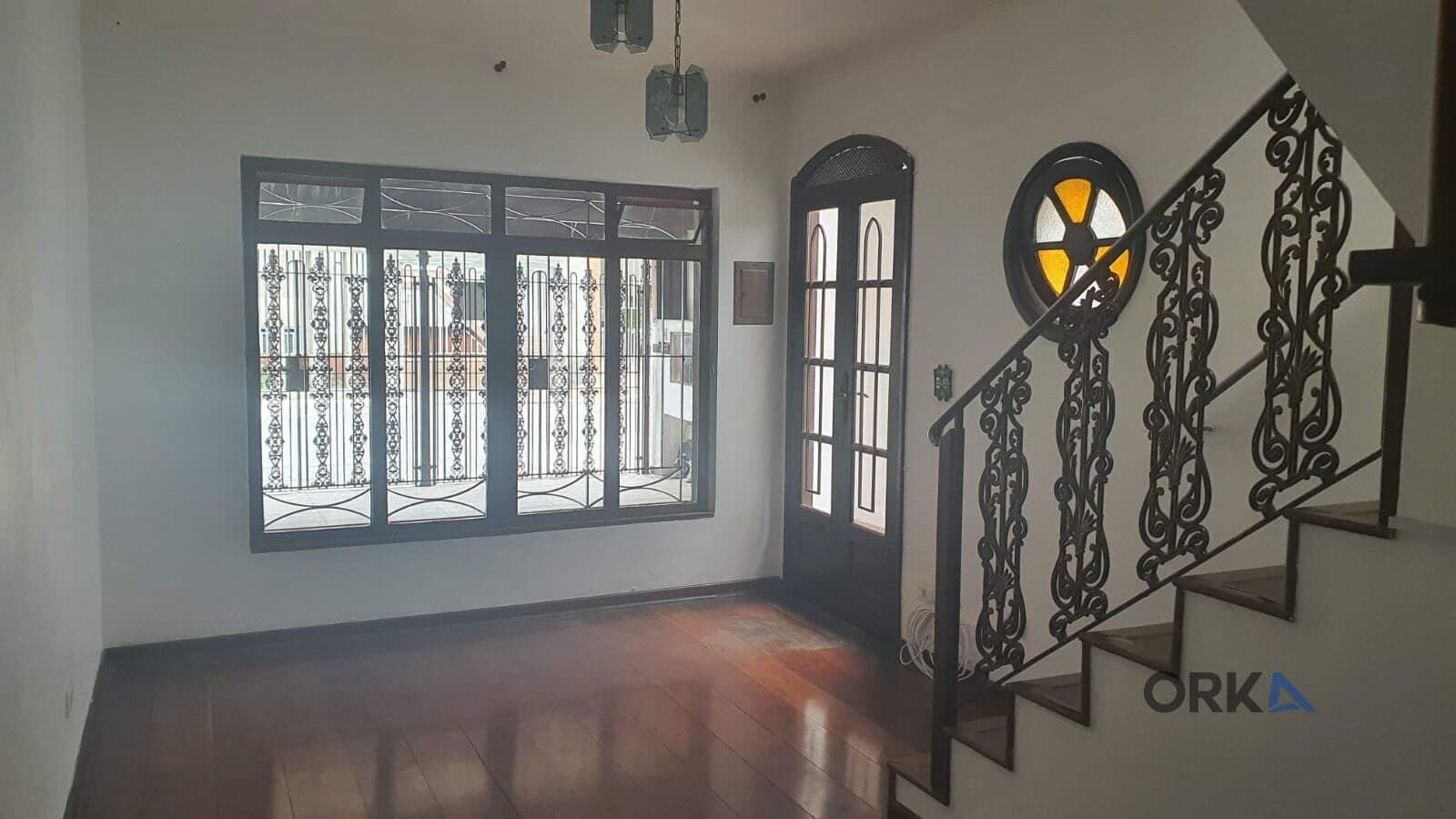 Excelente Oportunidade! Casa Ampla com 160m² e Bem Localizada, Pronta para Morar.